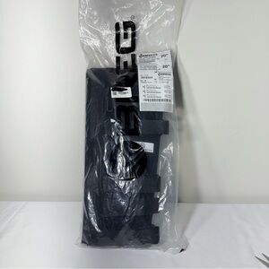 Breg VP40105-050 20” Tri-Panel Knee Immobilizer Brace 6-Strap New Post Op Black.